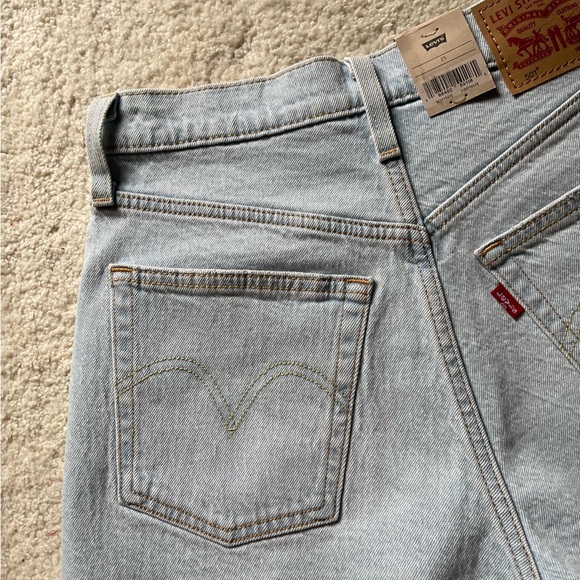 NWT Levi’s 501 Women's Cut Off Women Jean Shorts Size 25 - Picture 4 of 11